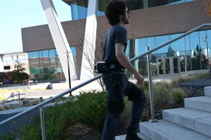 New exoskeleton that helps you walk and run with AI artificial intelligence