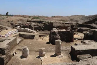 Ancient Egypt's largest astronomical observatory discovered.