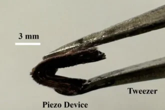 device-transforms-body-movements-into-energy-for-electronics