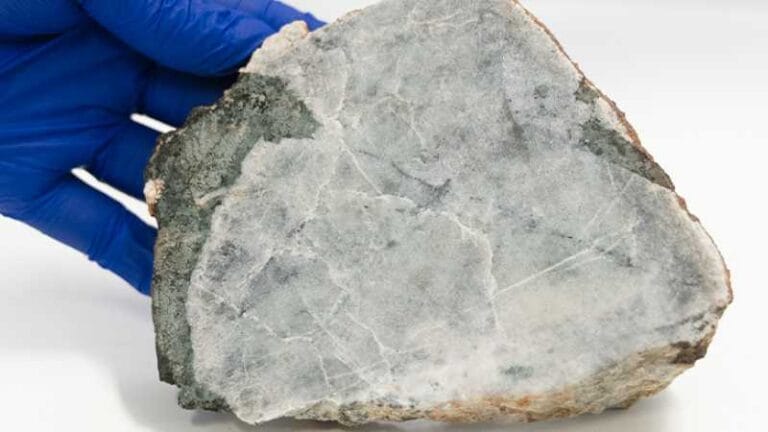 Rochas antigas oferecem pistas sobre as origens da Terra e da Lua