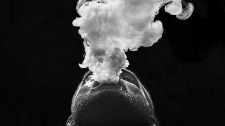 Vaping: Estudo Abrangente Revela Risco Elevado de Câncer
