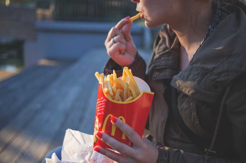 A Verdade Sobre Alimentação Saudável: Fatores Além da Dieta