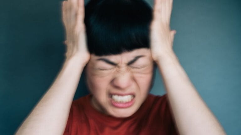 Síndrome da Cabeça Explosiva: O Que É e Por Que Acontece ao Adormecer