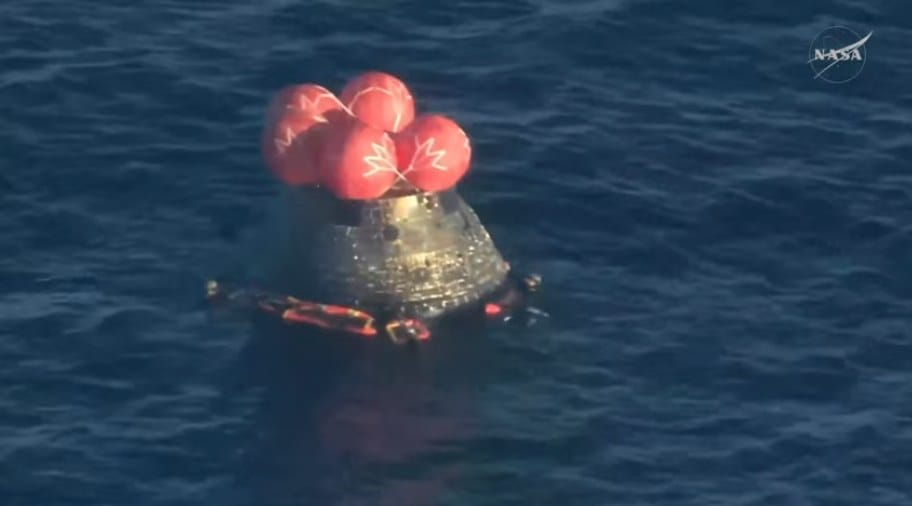 Retorno Triunfante da Tripulação da Artemis II Após Missão Lunar