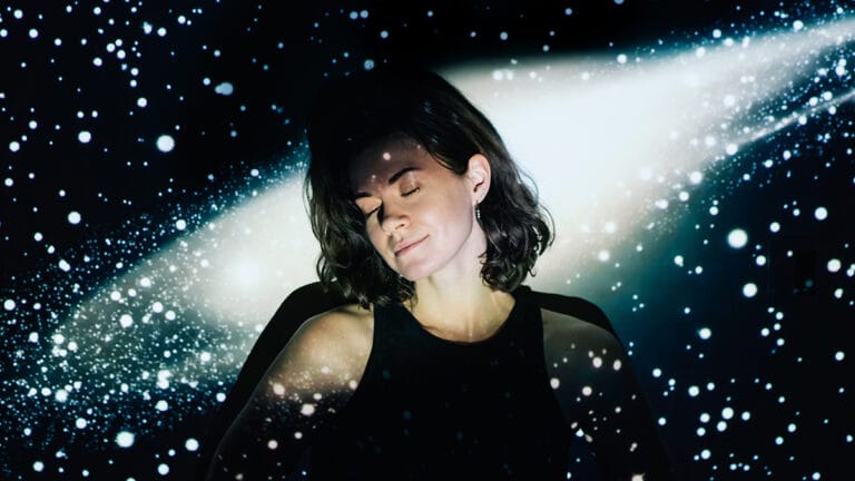 Estudo Revela Relação entre Sonhos Vivos e Qualidade do Sono