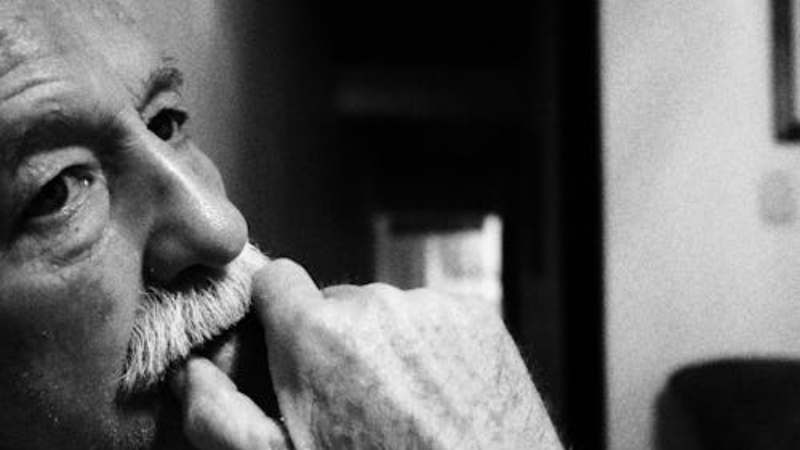 Solidão afeta memória, mas não acelera declínio cognitivo