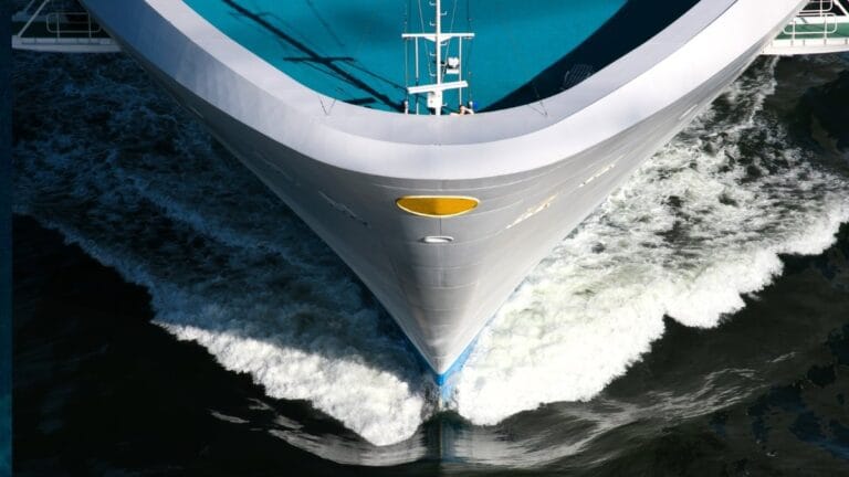 Por que os navios de cruzeiro são propensos a surtos de doenças