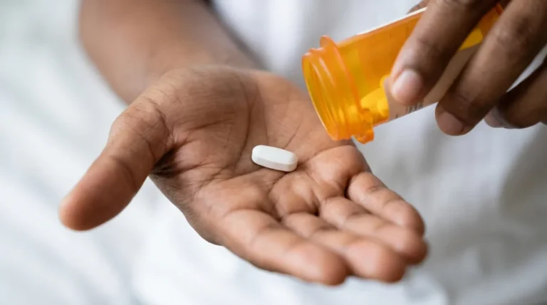 Microrganismos resistentes a antibióticos, como o MRSA, são uma crescente ameaça à saúde pública.