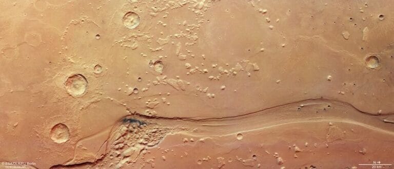 ESA revela canal em Marte formado por água subterrânea