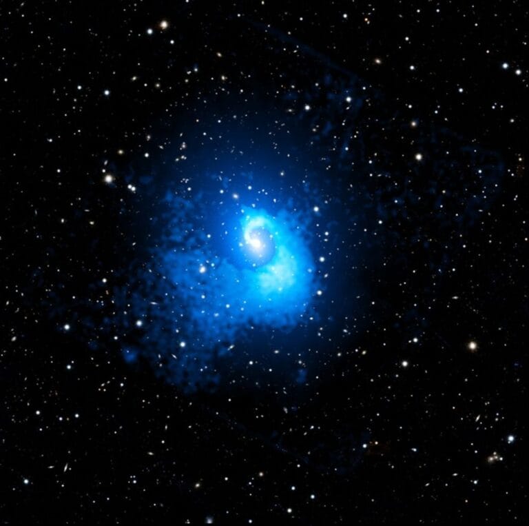 Observações do Chandra revelam passado de Abell 2029