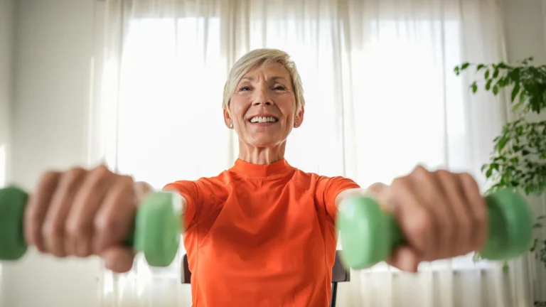 Estudo relaciona força muscular à longevidade em mulheres