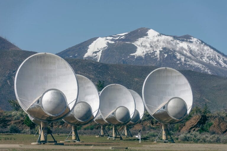 SETI atualiza diretrizes para divulgação de inteligência extraterrestre