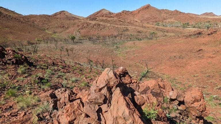 Cientistas datam a cratera mais antiga da Terra na Austrália