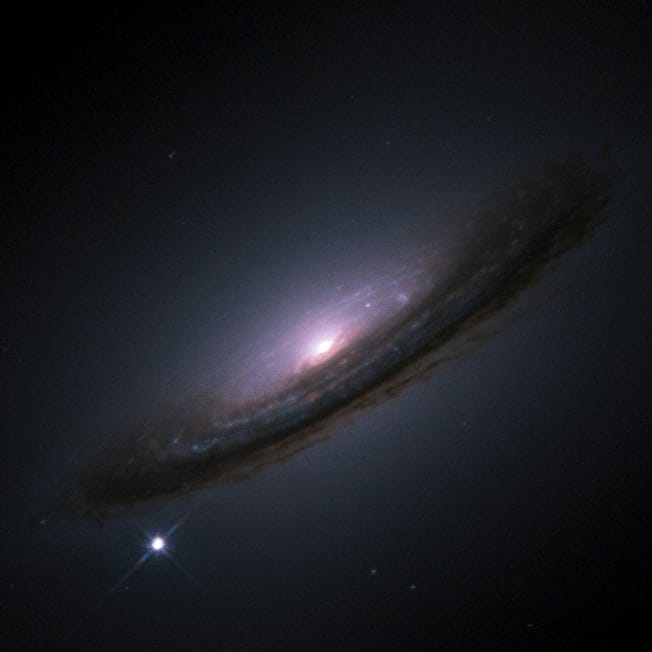 Estudo confirma que a expansão do universo continua acelerando