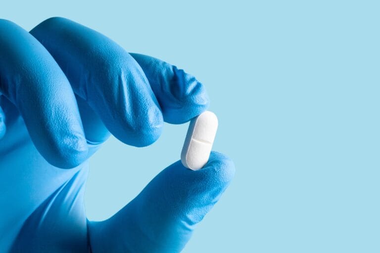 Estudo revela benefícios de placebo em idosos após três semanas