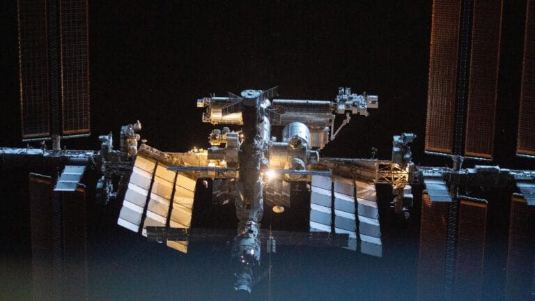 NASA atualiza sobre vazamento na Estação Espacial Internacional