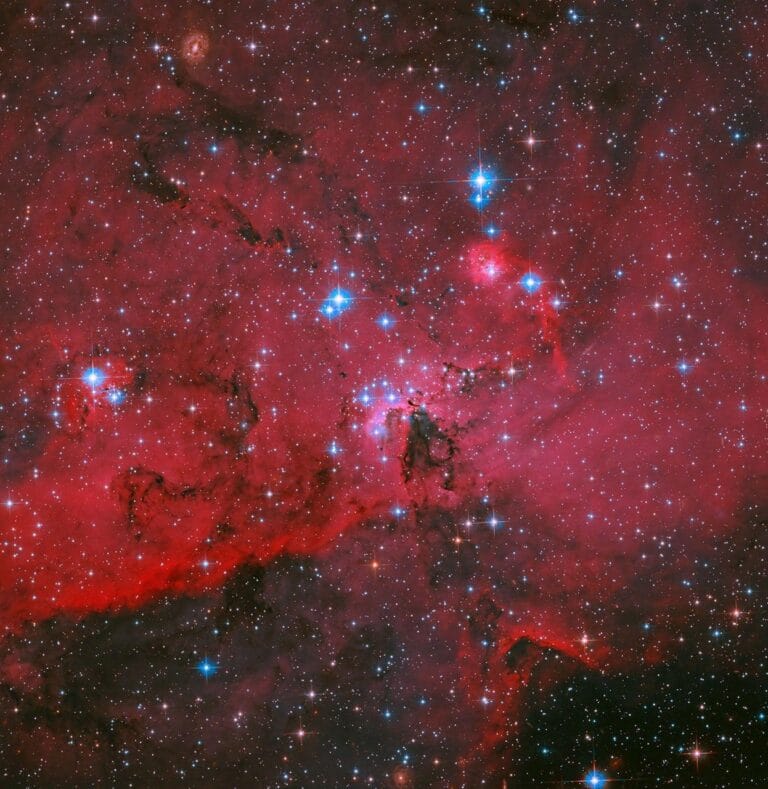 Hubble captura imagem de berçário estelar na Nuvem Magalhães