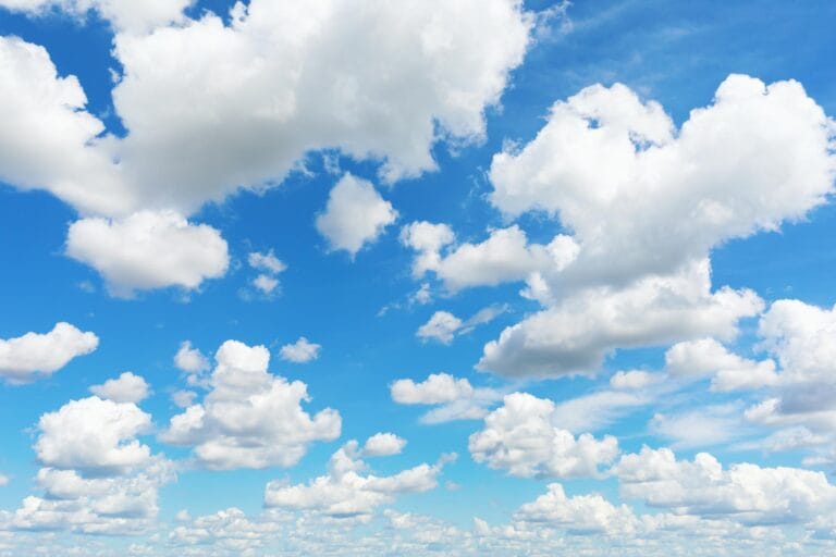 Estudo revela supersaturação em nuvens tropicais