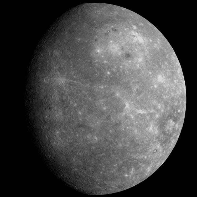 Mercúrio possui campo magnético que retém vento solar