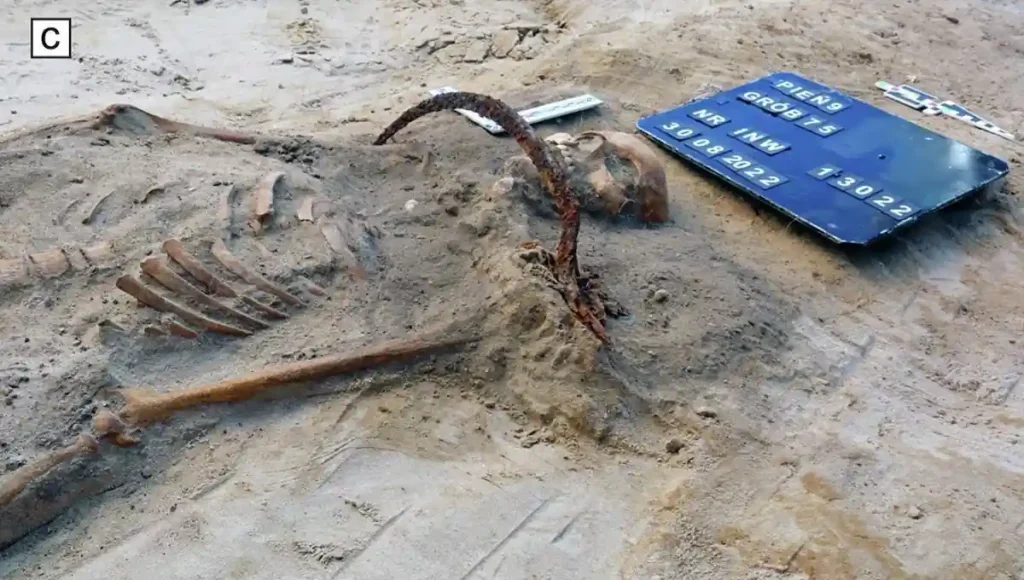 Poland woman grave anti-vampiric practices