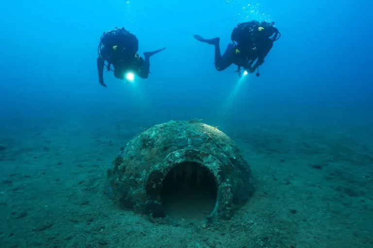 Descobertos dolium romano e possível naufrágio em Elba