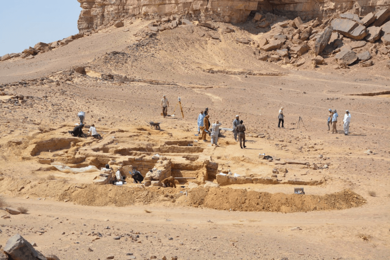 Archaeological Excavations of QPW 4 Complex