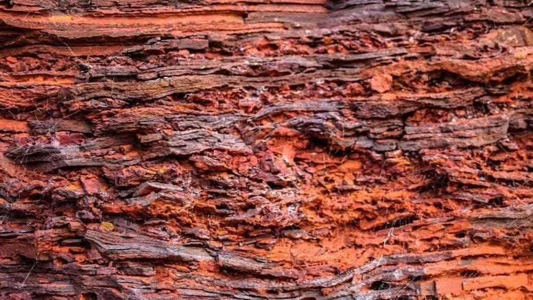 Iron Ore Deposits for Green Hydrogen Production