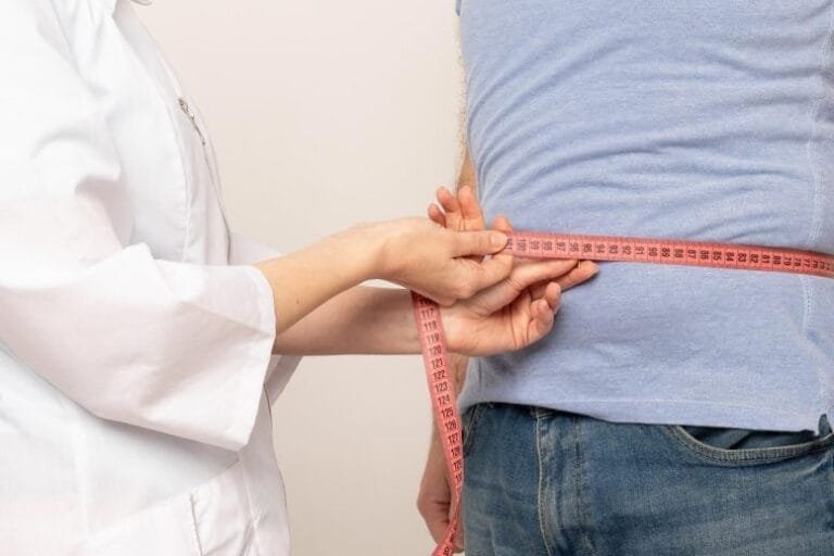 Medida da cintura pode indicar riscos à saúde relacionados à obesidade