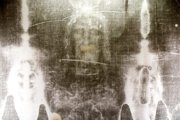DNA revela complexa história biológica do Sudário de Turim