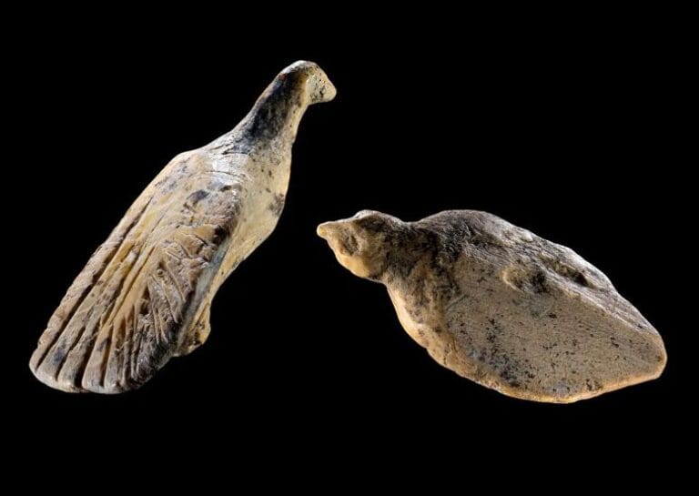 Figuras de aves datam de 40 mil anos na Alemanha