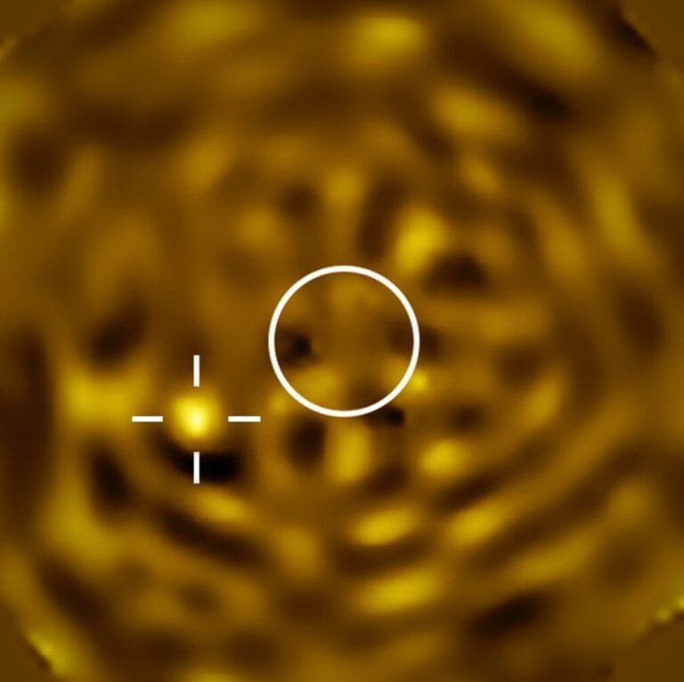 Astrônomos descobrem estrela oculta orbitando Betelgeuse