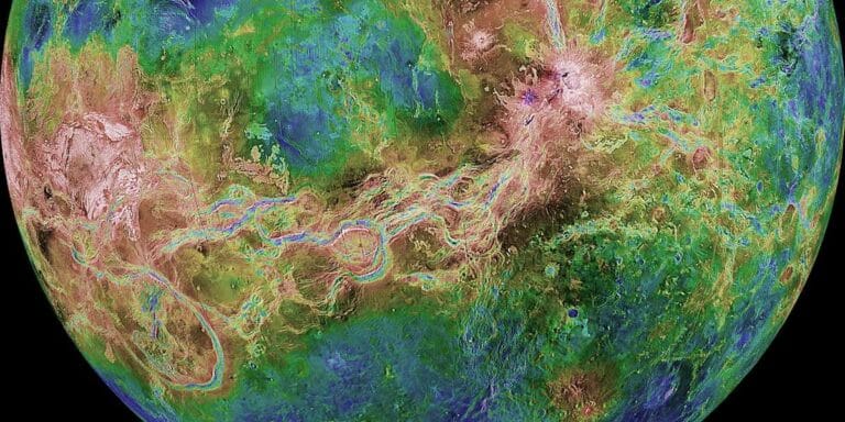 Estudo revela atividade geológica em Vênus