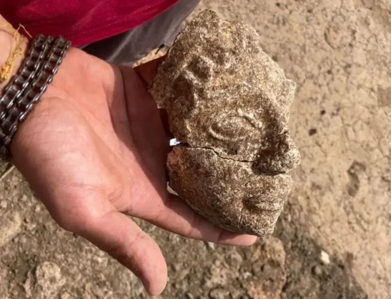 Fragmento da deusa Uni é encontrado em templo etrusco