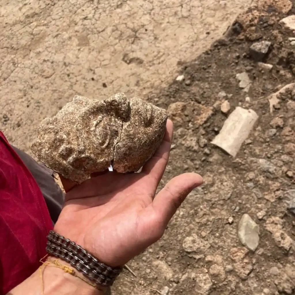Etruscan goddess uni face found pyrgi