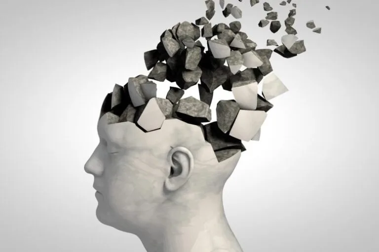 Estudo aponta que danos no cérebro de Alzheimer começam fora do órgão