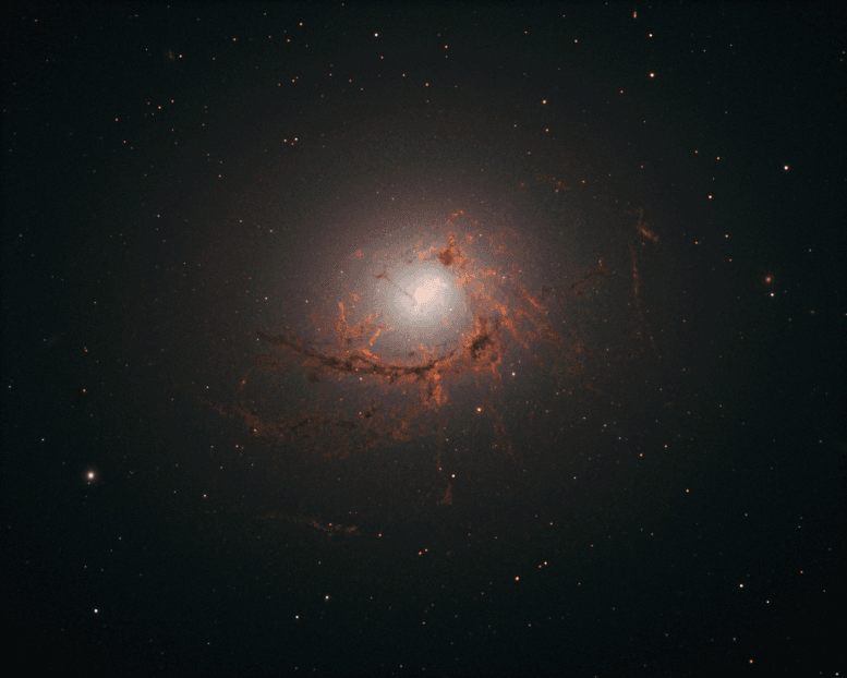Image of Elliptical Galaxy NGC4696