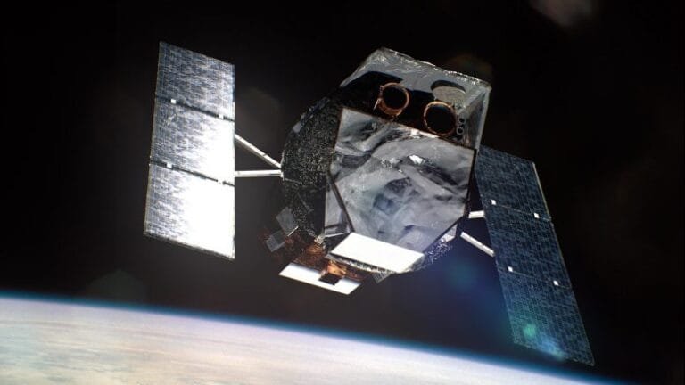 NASA reativa telescópio Swift enquanto perde altitude