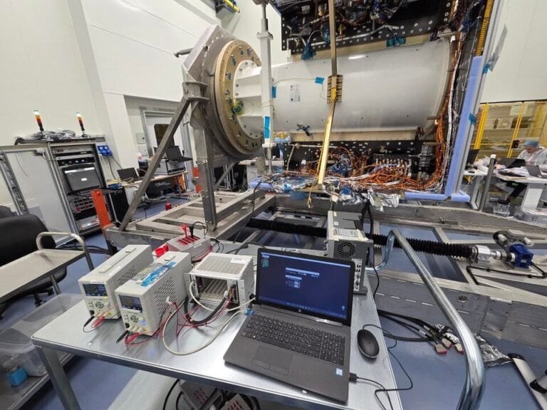 ESA e JAXA ativam missão de defesa planetária pela primeira vez