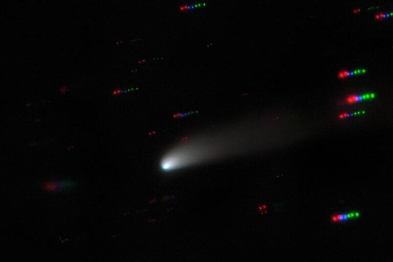 Estudo revela como um Centauro se torna um cometa