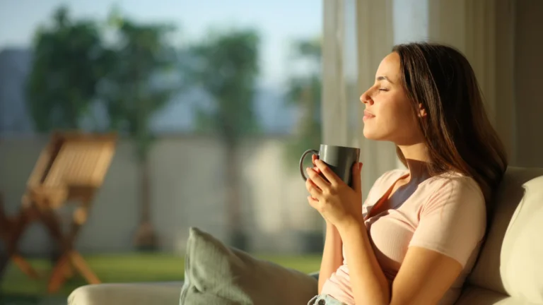 Estudo revela efeitos do café no intestino e cérebro