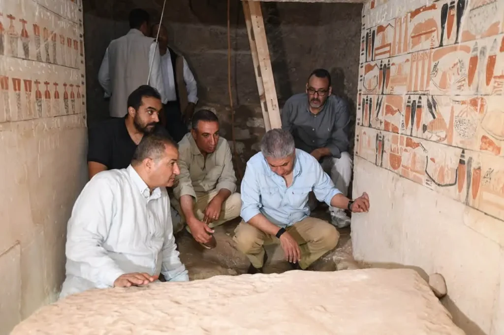 physician tomb egypt 4000 years old