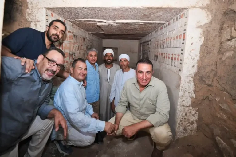 Arqueólogos descobrem túmulo de Weni em Saqqara, Egito