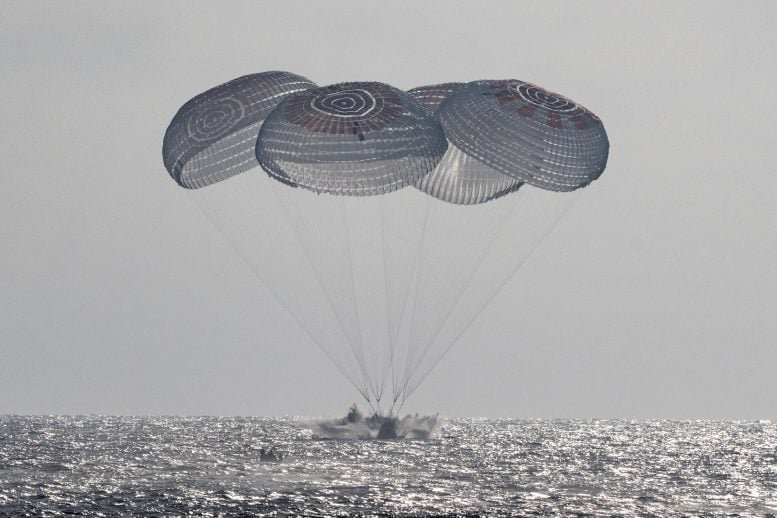 NASA’s SpaceX Crew 12 Splashes Down