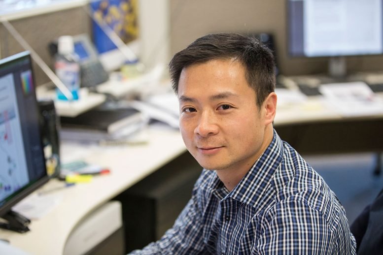 Pengyi Yang at His Desk