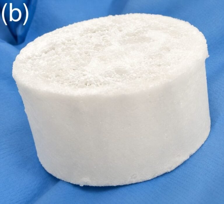 Cientistas desenvolvem gelo reforçado com resistência ao concreto