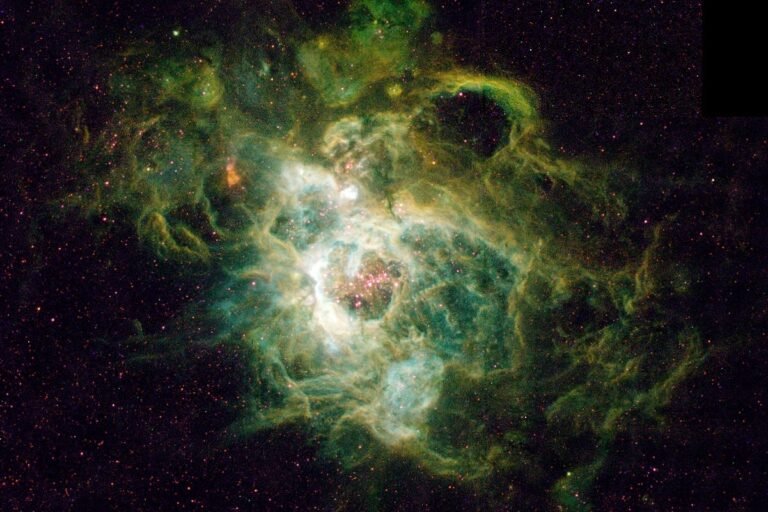 Estudo confirma abundância de hélio primordial no universo