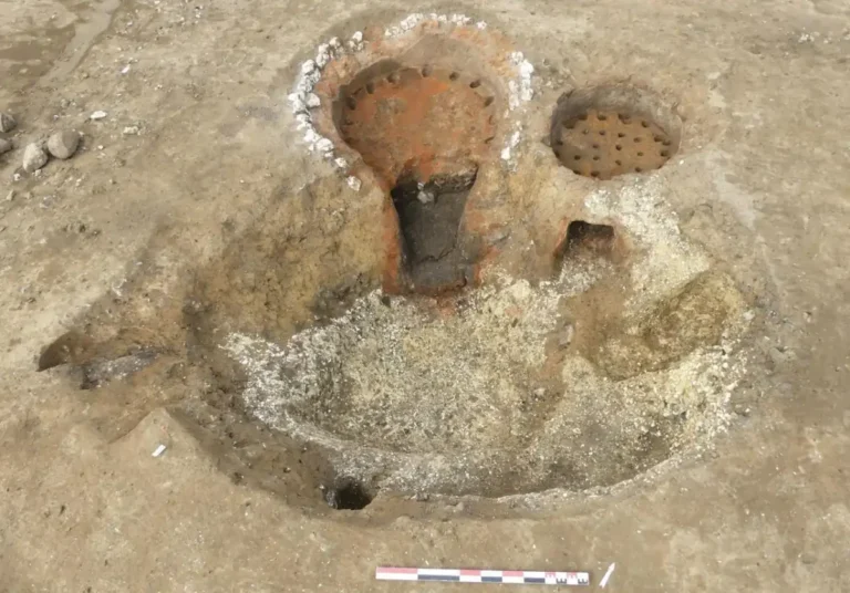 Descoberta de oficina de cerâmica romana com 21 fornos na França