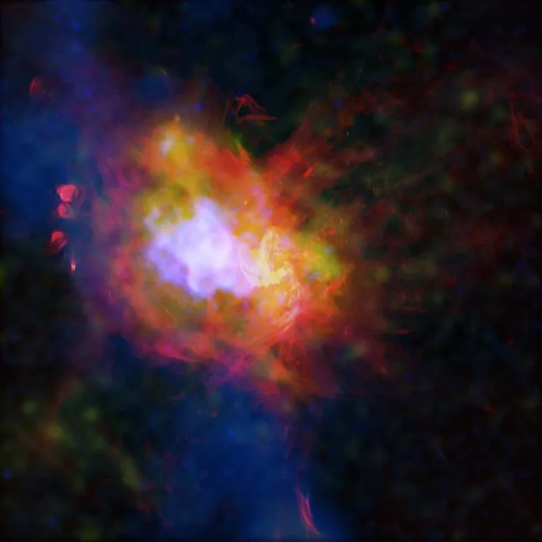 Observatório Chandra revela nova imagem do centro da Via Láctea