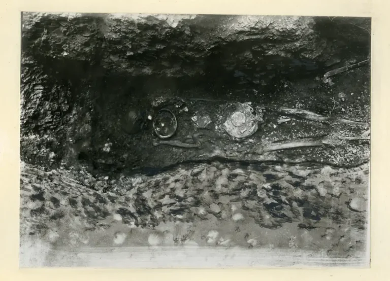 Arqueóloga analisa túmulo micênico como obra de arte